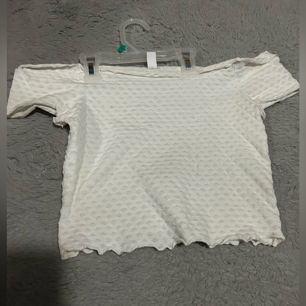 White off the shoulder crop top